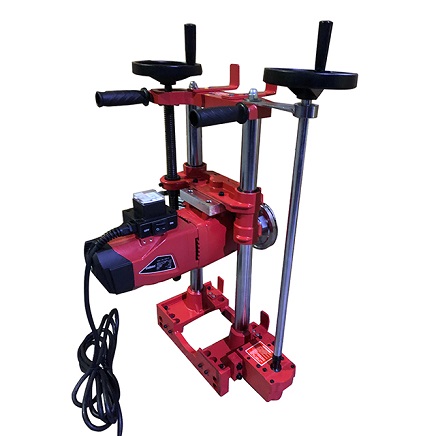 墻壁切割機是一種新型的切割設(shè)備，不管在切割速度還是在體積上都有著絕對的優(yōu)勢。今天我們講講具體有哪些方面的優(yōu)勢？